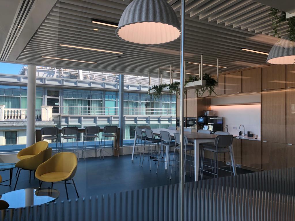 بلاطات سقف معلقة عازلة للصوت