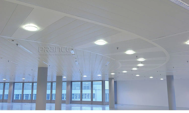 Soffitto sospeso in metallo