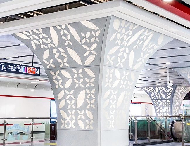 中国佛山地铁2号线花世界定制装饰天花板和墙面系统项目9