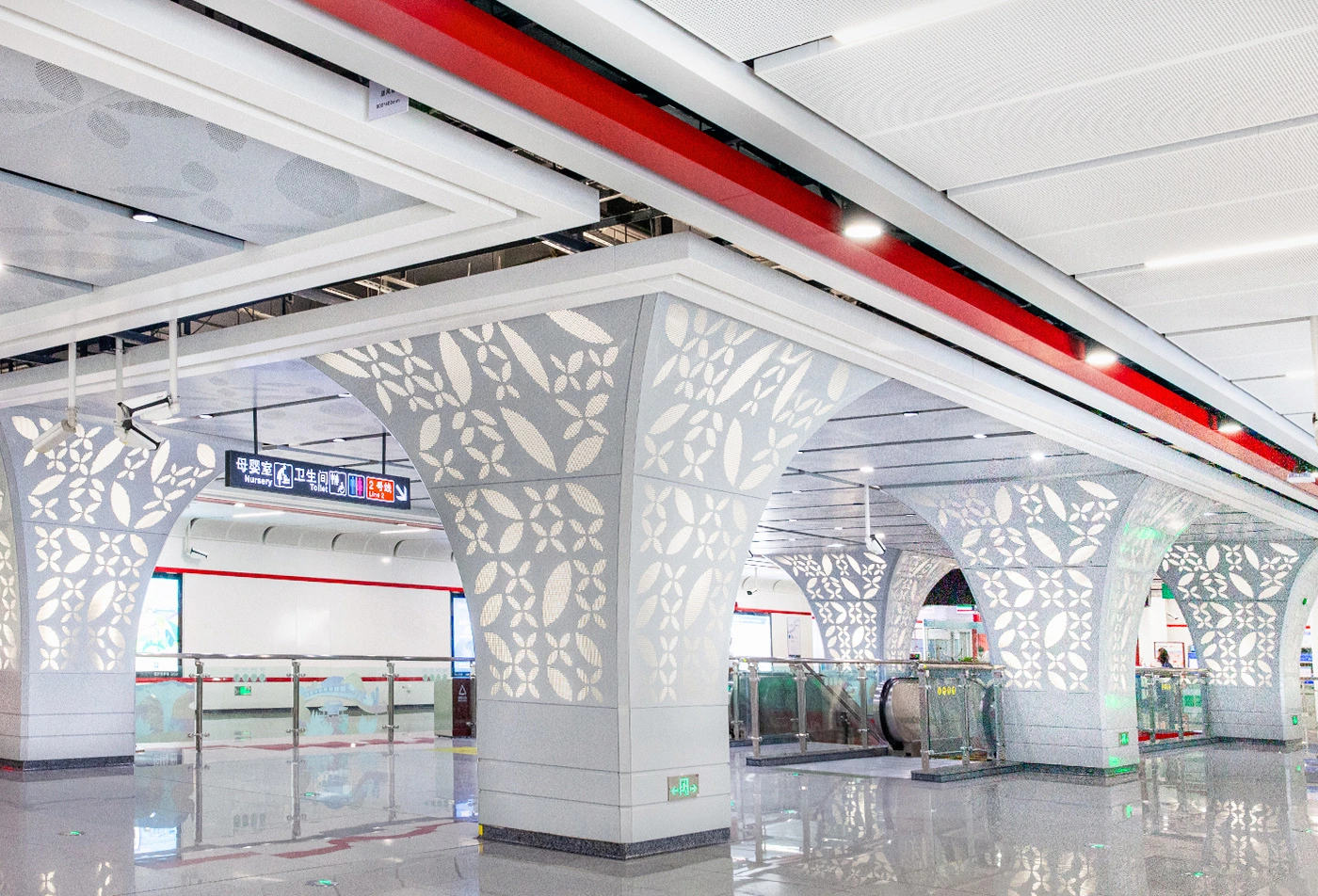 中国佛山地铁2号线花世界定制装饰天花板和墙面系统项目21