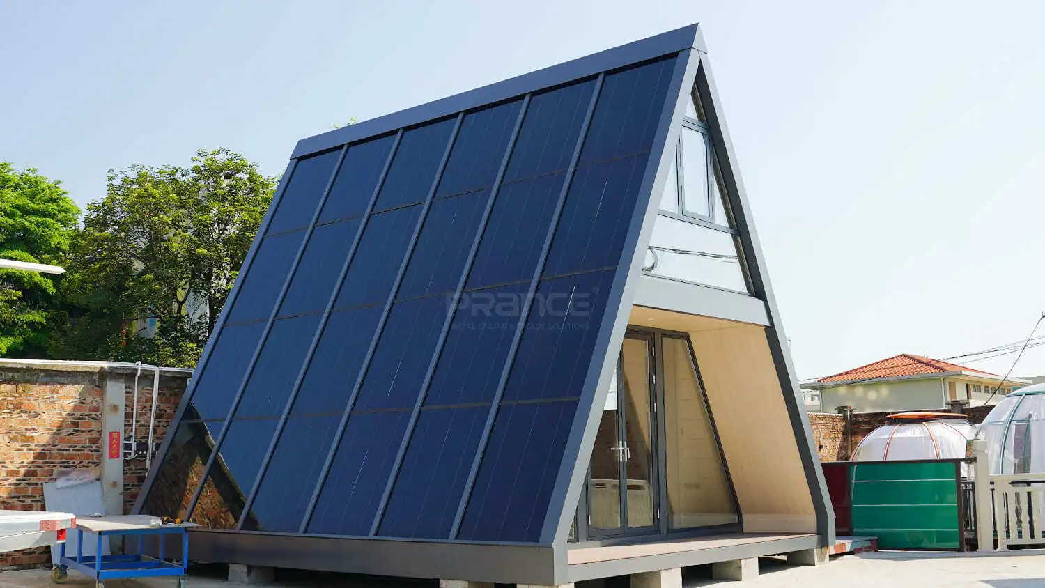 PREFAB HOUSE 1