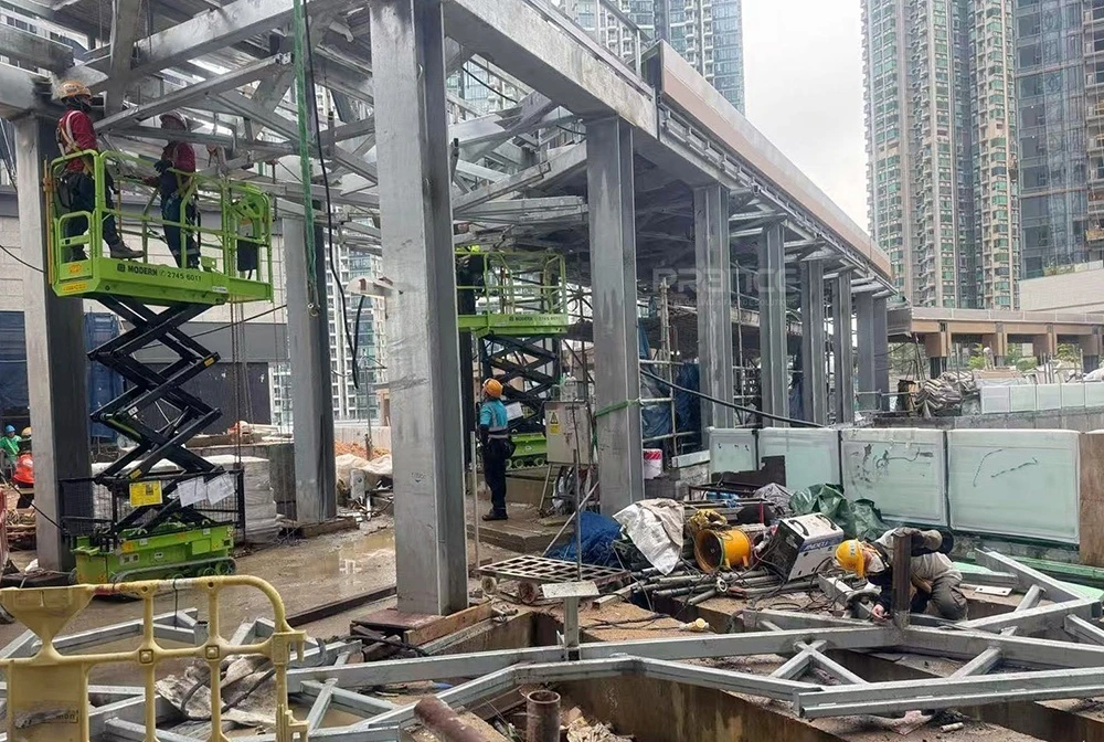 香港人行天桥安装工程在 PRANCE 模块化系统的助力下进展顺利 6